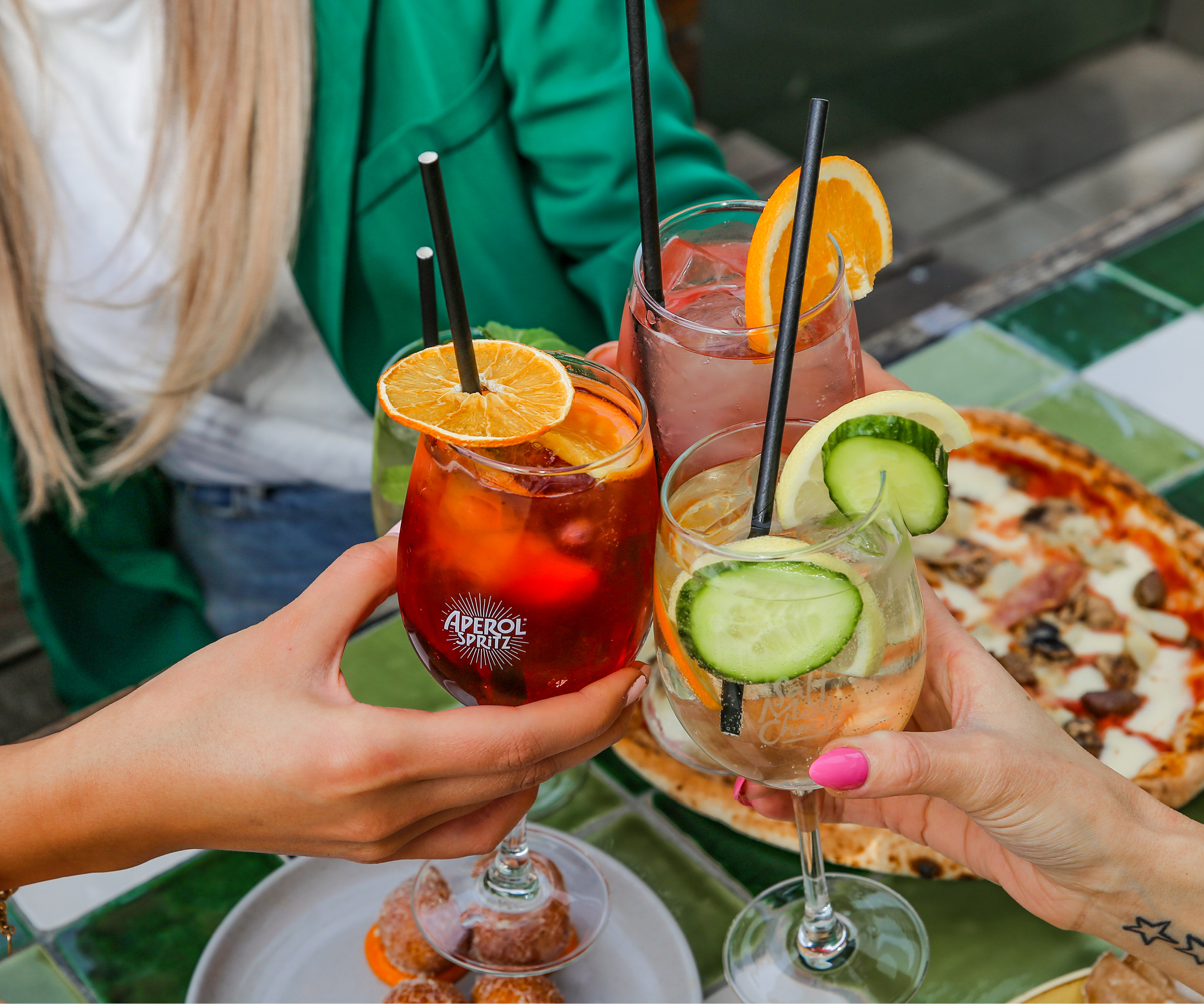 Cocktails and pizza brunch